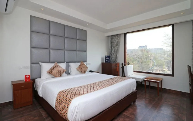 OYO 10327 The K Hotel