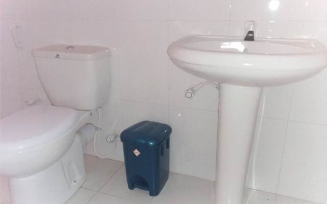 Отель Yoho Minidiya Guest House ванная