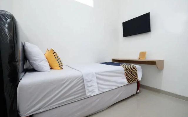 Arta Residence by OYO Rooms