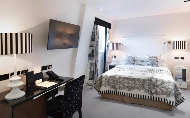 The Mandeville Hotel