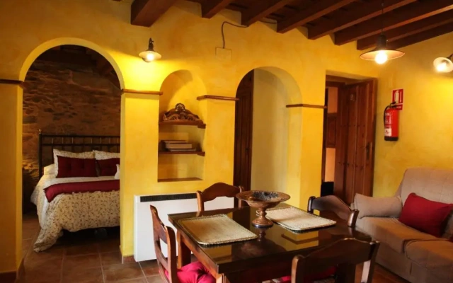 Apartamentos Rurales La Solana