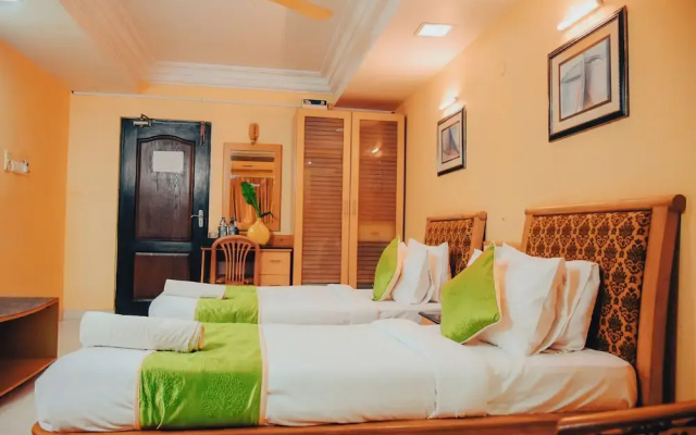 Naksha Tree Hotels - Mogappair