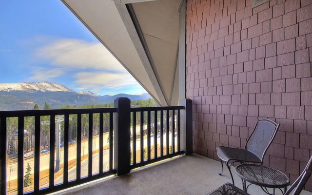 Crystal Peak Lodge 7304 by RedAwning