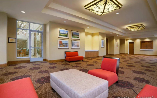 Hilton Garden Inn Auburn