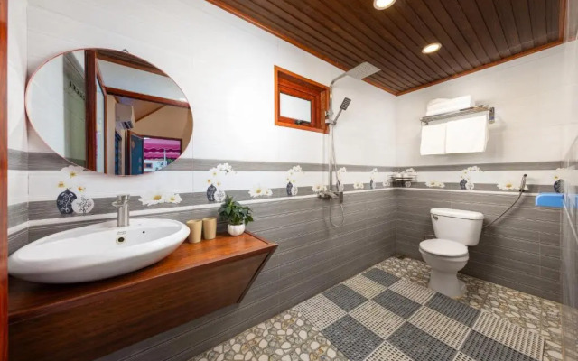 Cat Ba Serena Homestay And Swimming Pool