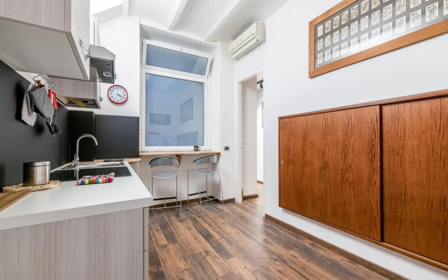 Lea's Art Apartment by Wonderful Italy