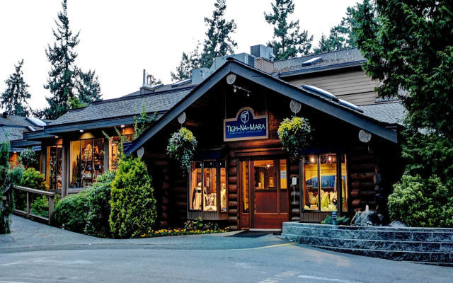 Tigh-Na-Mara Seaside Spa Resort