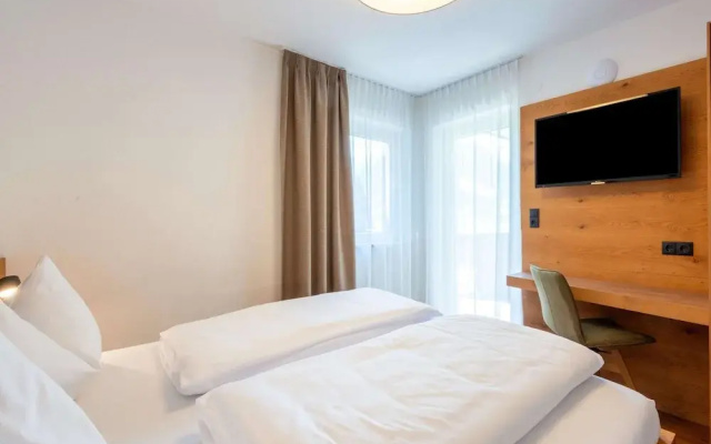 Beautiful Flat in Hart With Fitness Room