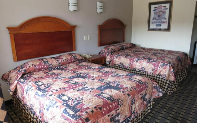 Inn At Mexia