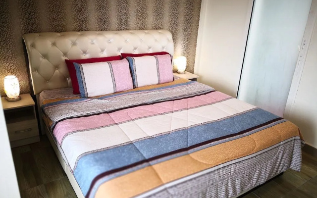Octagon 21 Guest House