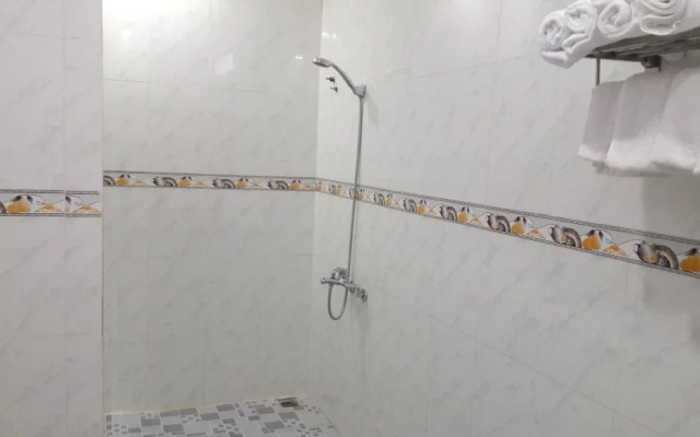 Tre Vang Hotel