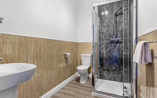 Cosy Apartment - Sleeps 4 & Stunning Views