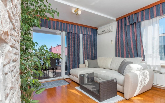 Amazing Home in Medulin With Wifi and 2 Bedrooms