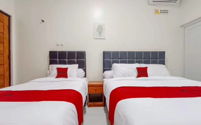 RedDoorz @ Tebee Homestay near Tugu Kartasura