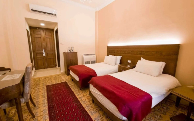 La PLace Hotel