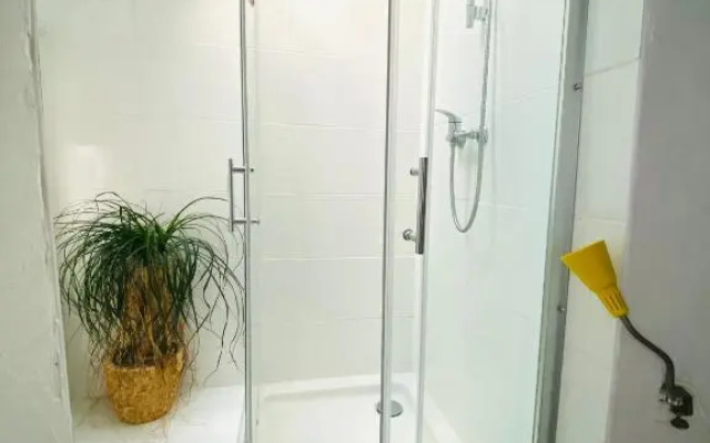 Hannover List 2 bedroom home away from home