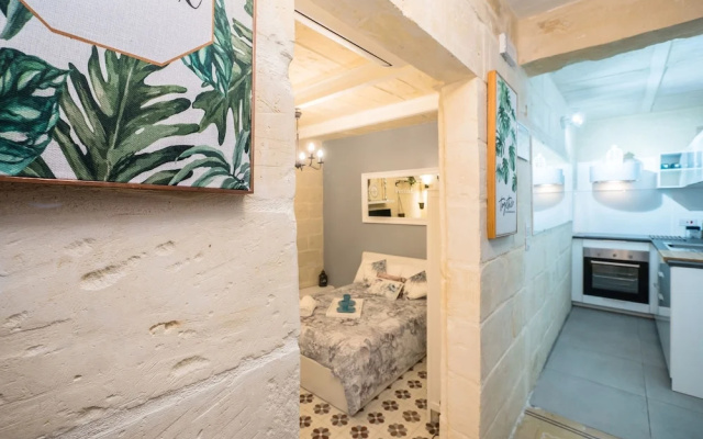 Valletta South Street Apartment