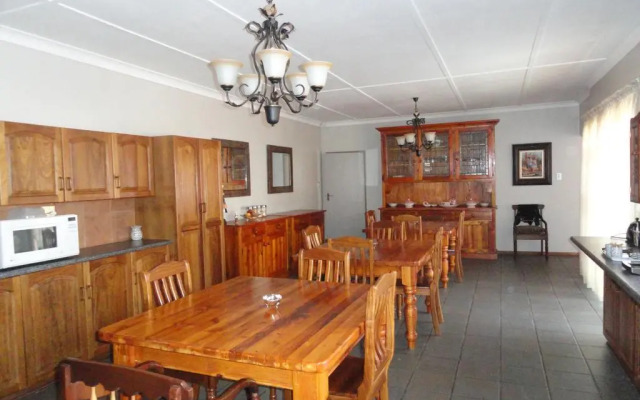 Alma Mater Guesthouse