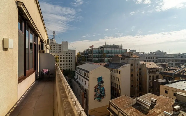 Spacious 3BR Atrium Penthouse Balcony Cismigiu