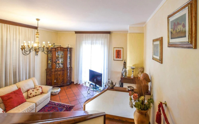 Amazing Home in Camaiore With 3 Bedrooms