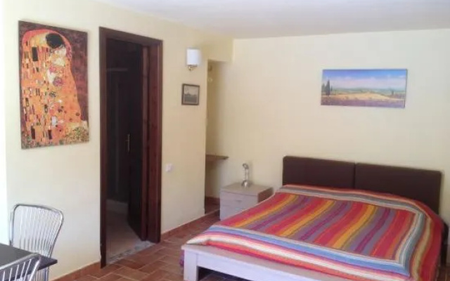 La Casa Gialla