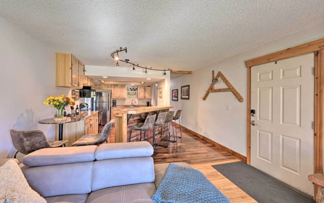 Cozy & Chic Mountain Condo w/ Community Perks