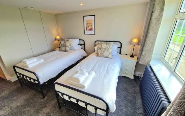 Dormy House Hotel