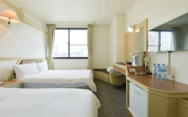 Raise Hotel Taichung
