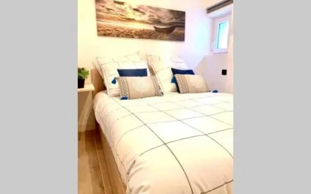 New - Appartement Ou Studio Vieil Antibes
