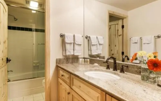 Deluxe Three Bedroom - Aspen Alps 209