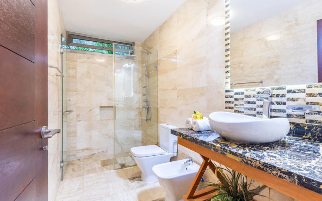 Villa Desiree 5BR Cocotal Luxury Villa Pool Maid