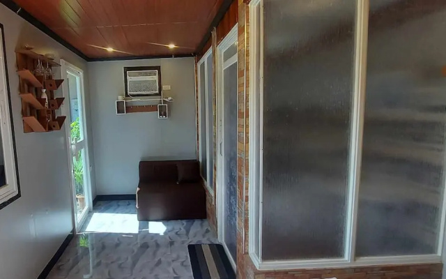 B&F Travellers Inn