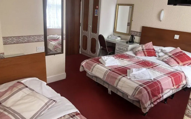 Silversands Hotel