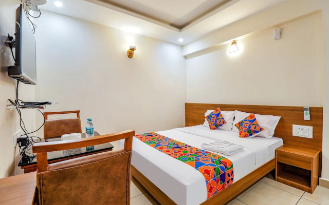 Fabhotel Green Park Residency