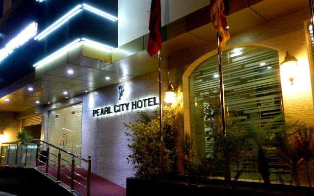 Pearl City Hotel вид на фасад