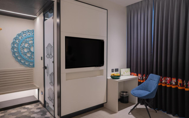 Zibe Luxe Kakinada by GRT Hotels