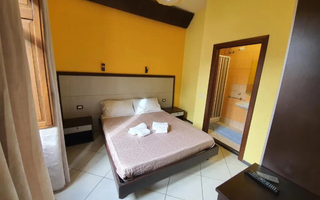B&B 13