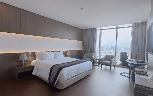 The Mira Central Park Hotel