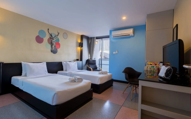 Pentahug Hotel