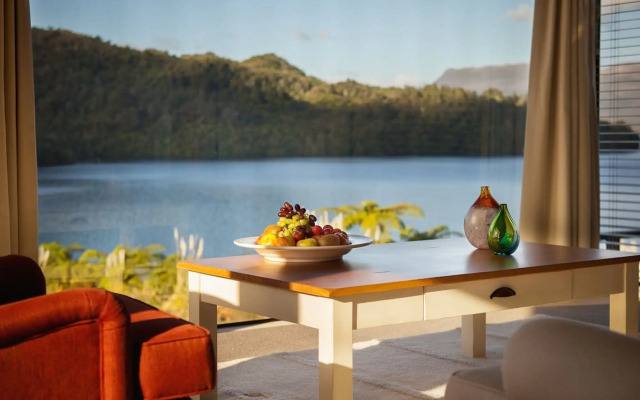 Solitaire Lodge