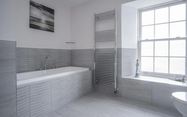 Upper Deck - 2 Bedroom Apartment - Saundersfoot