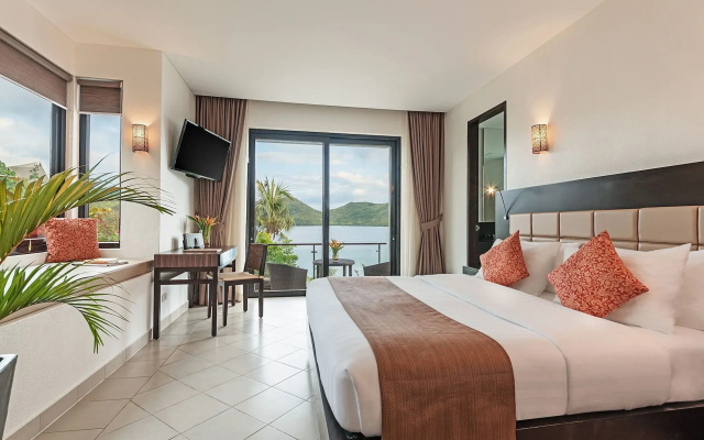 Busuanga Bay Lodge