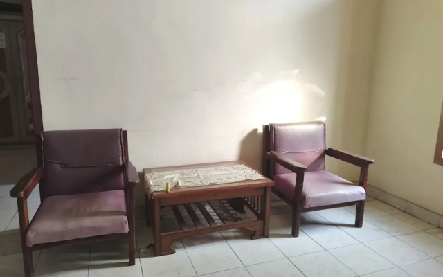 Hotel O Excellent Kost