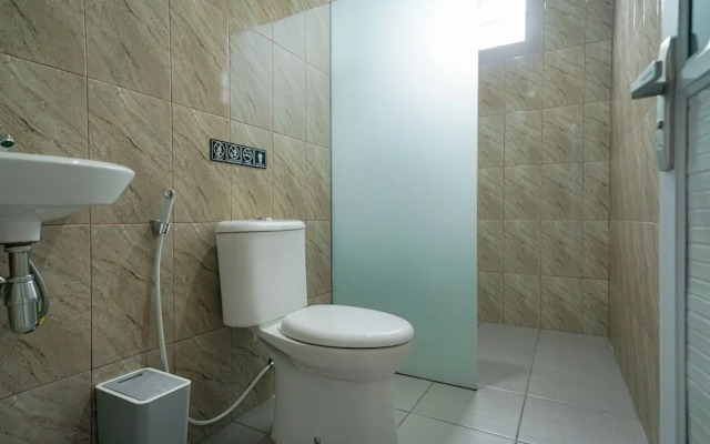 RedDoorz near Exit Toll Sirkuit Sentul