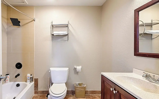 Hotel Dilley Grand