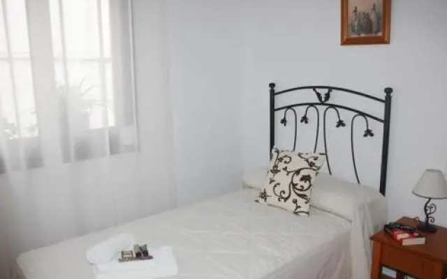 Pensión Algarrobeña