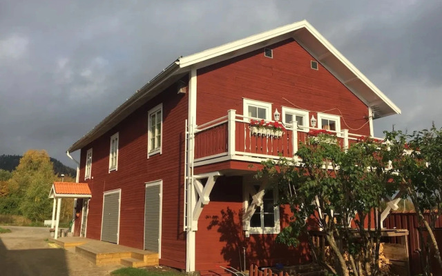 Gästgivars Vandrarhem i Järvsö - Hostel