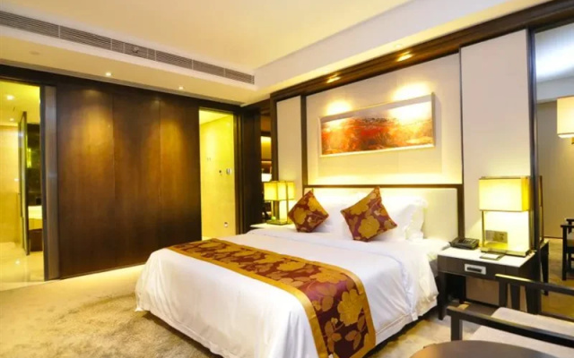 Rising Hot Spring Resort Kunming