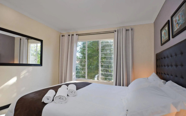 Jozi Apartments - Radiokop