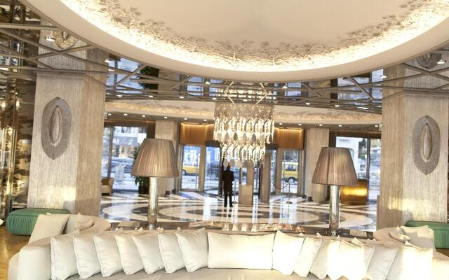 Wyndham Grand Istanbul Kalamis Marina Турция, Стамбул - 7 отзывов об отеле, цены и фото номеров - забронировать отель Wyndham Grand Istanbul Kalamis Marina онлайн интерьер отеля